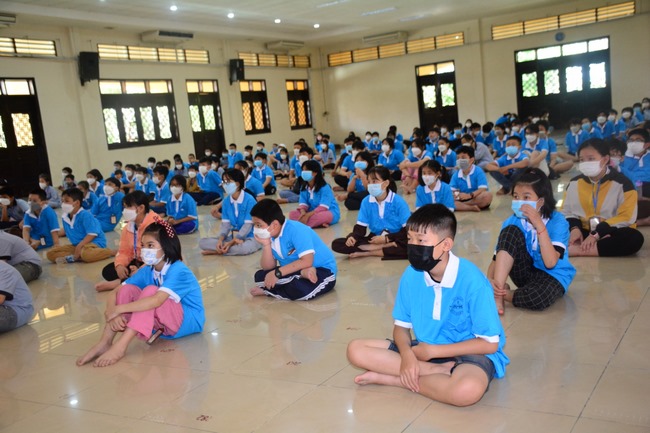 Khóa tu thanh thiếu niên